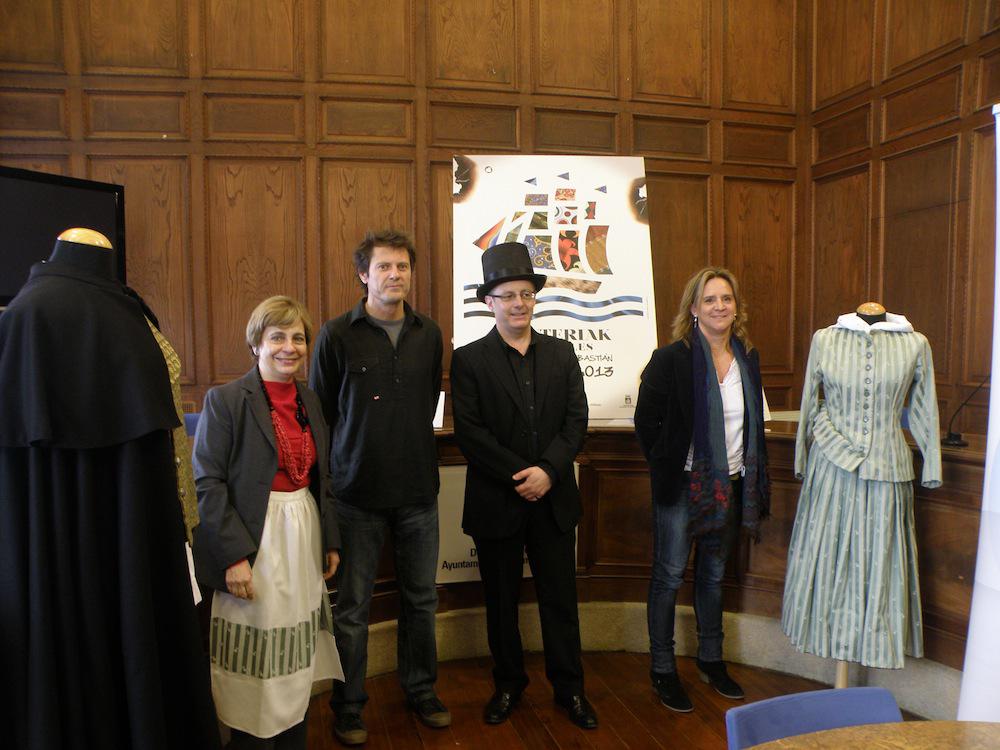 Miren Azkarate, Iñigo Beldarrain, Juan Karlos Izagirre eta Txuri Aranburu, gaurko aurkezpenean. (Argazkia: K. M.)