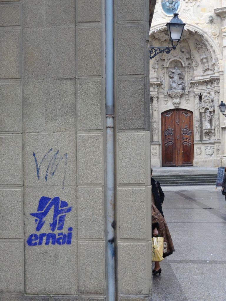 'Ernai' dioen graffitia. (Argazkia: PSE-EE)