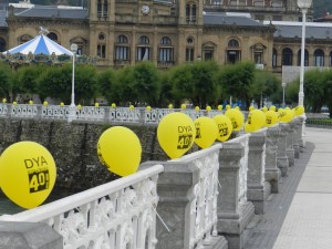 DYAren 40 urteak ospatzeko puxikak. (Argazkia: DYA)