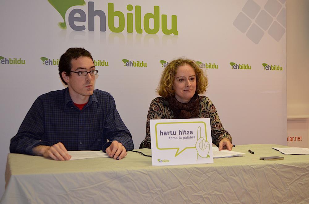 Ayem Oskoz eta Ainhoa Beola, EH Bildu. (Argazkia: Agurtzane Altuna)