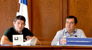 Enrique Ramos eta Ernesto Gasco, PSE-EE. (Argazkia: Agurtzane Altuna)