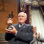 Jose Luisa Ansorena, Manuel Lekuona sariarekin. (Argazkia: N. Lizarralde)