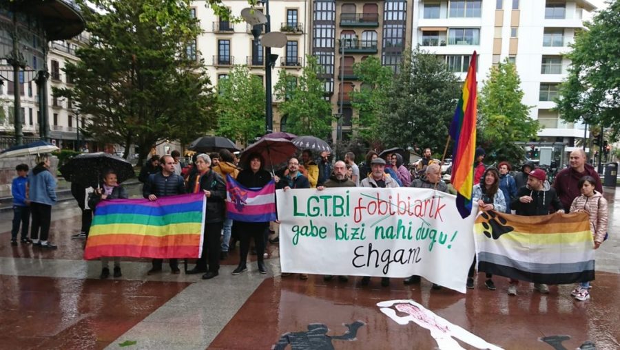 Protesta LGTBIfobiaren aurkako nazioarteko egunean. (Argazkia: Gehitu elkartea)