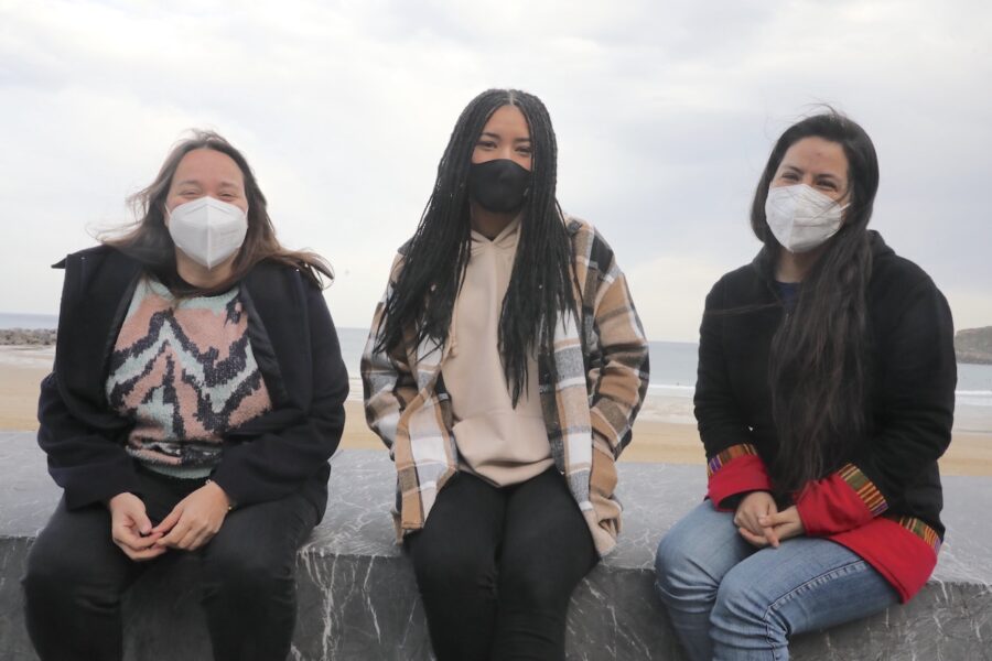 Katya Reimberg, Ibis Ugarte, eta Loreto Lopez, hurrenez hurren. (Argazkia: Joseba Parron San Sebastian)
