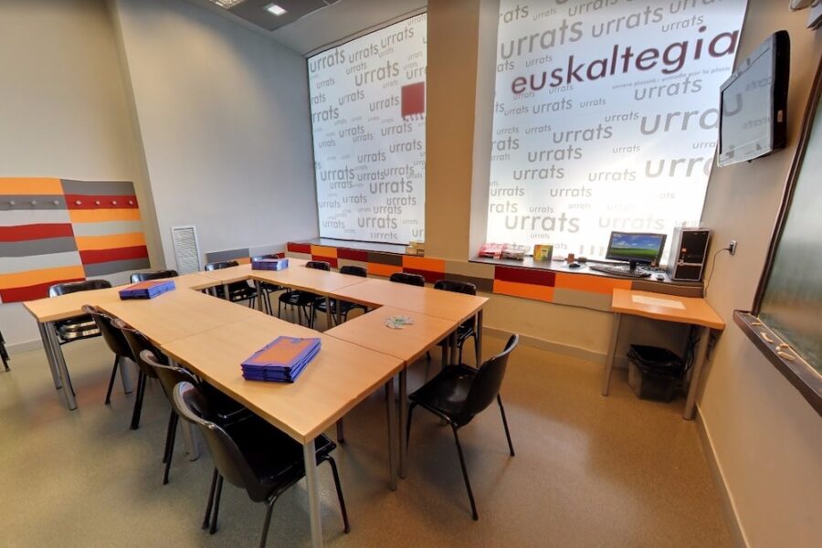Urrats_euskaltegia