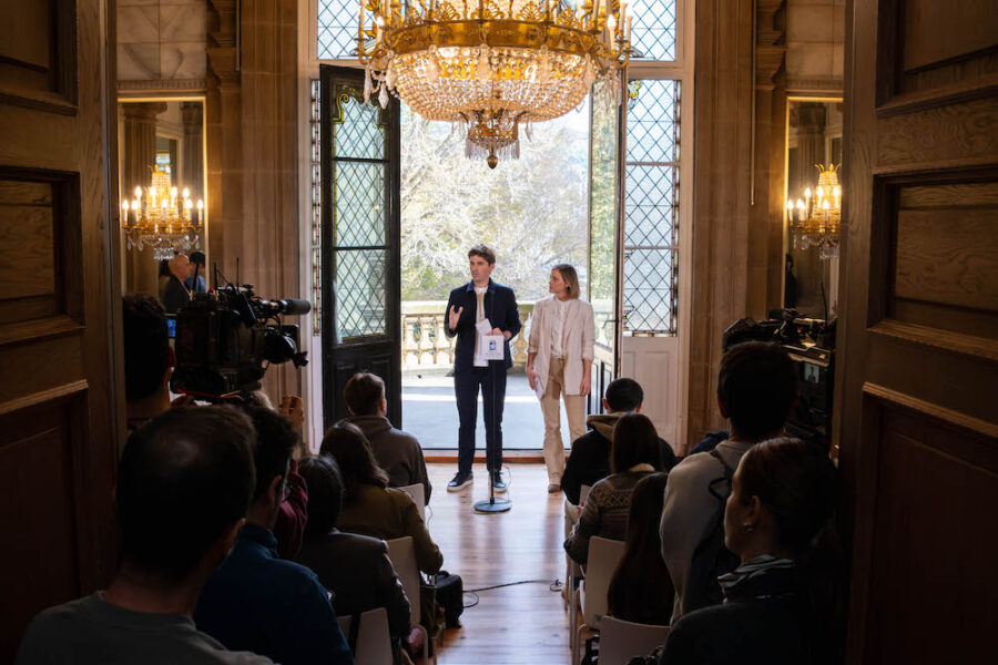 Tokiko Gobernu Batzarraren ondorengo prentsaurrekoa