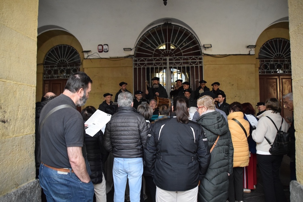 kantujira parte zaharrean