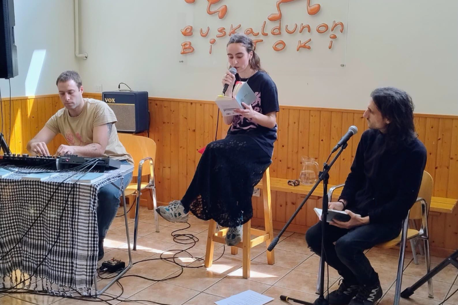 _Rifqa__honengatik_egiten_