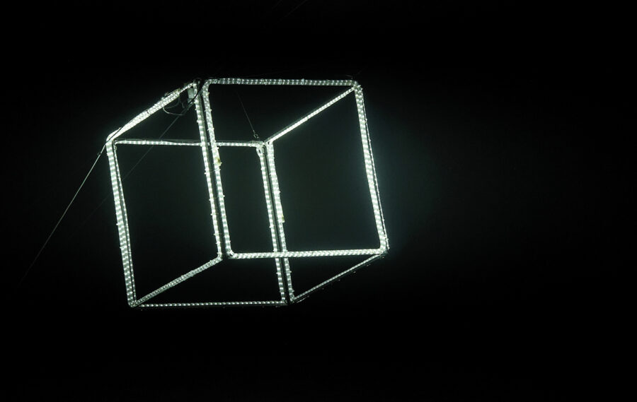 Gabonetako kutxa apaingarri bat