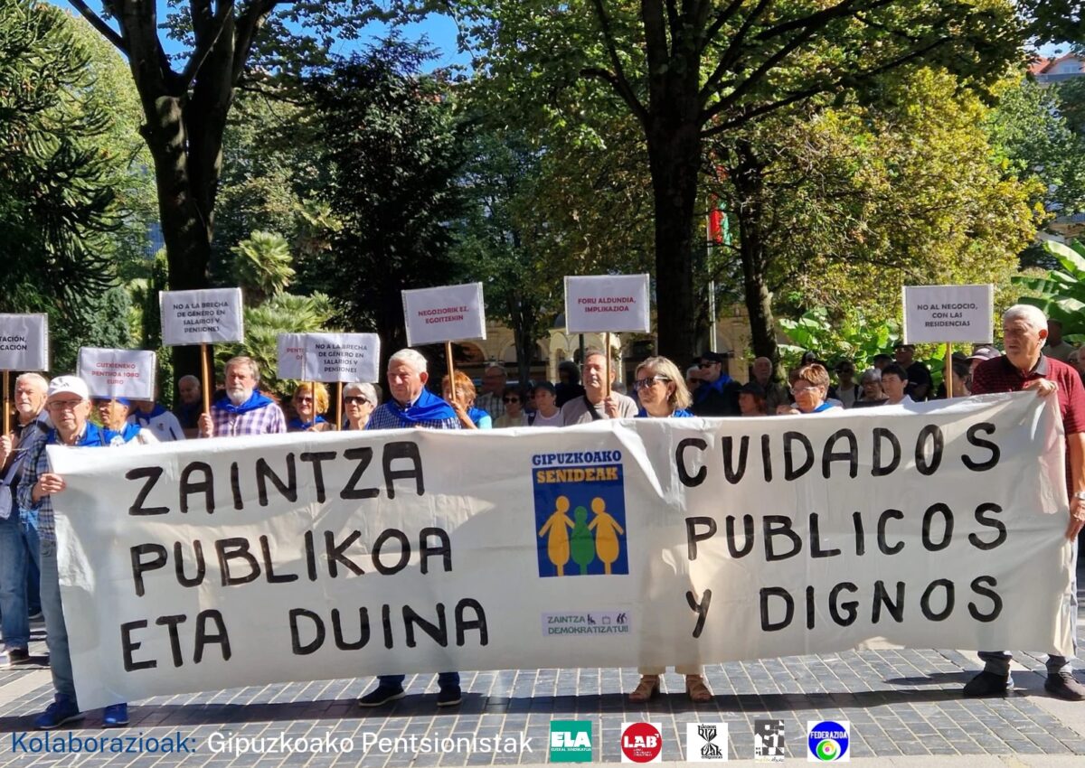 Zahar etxeetako zaintzaileen aldeko elkarretaratzea