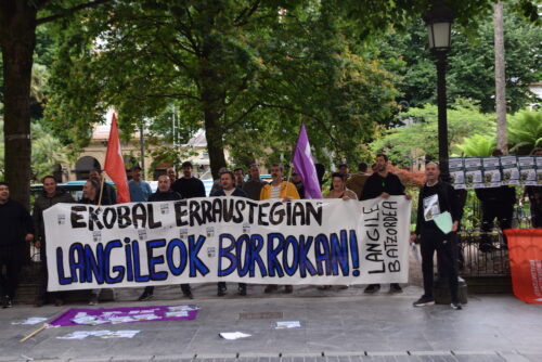 Erraustegia_protesta