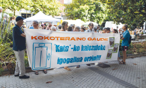 EgiaBizirik_igogailua