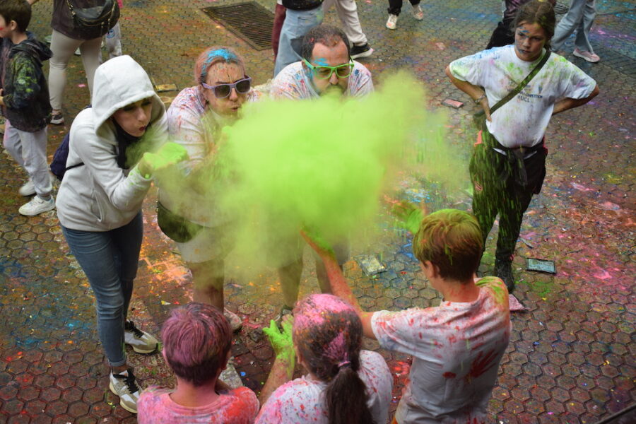 Holi_Larratxo