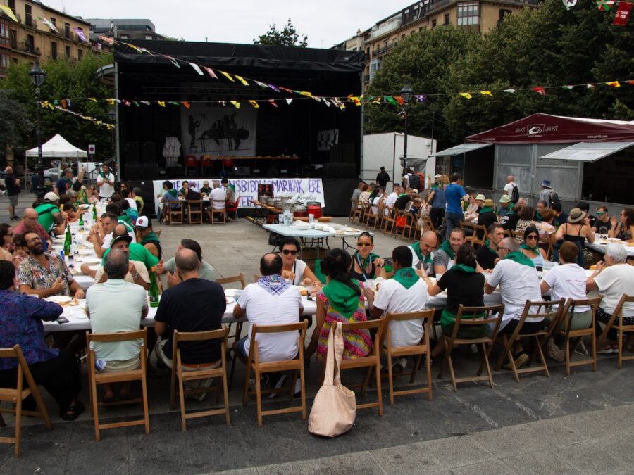 bazkari herrikoia