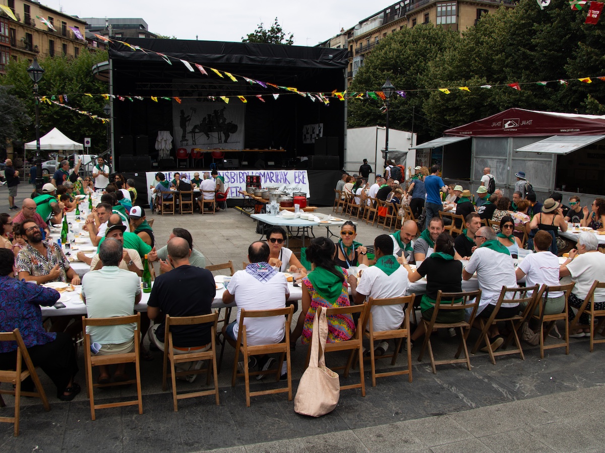 bazkari herrikoia